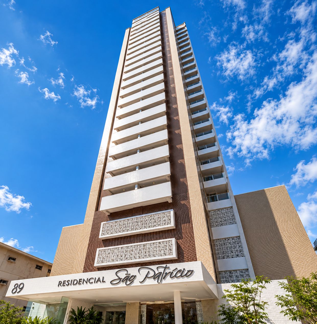 Fachada do Residencial São Patrício, em Santos